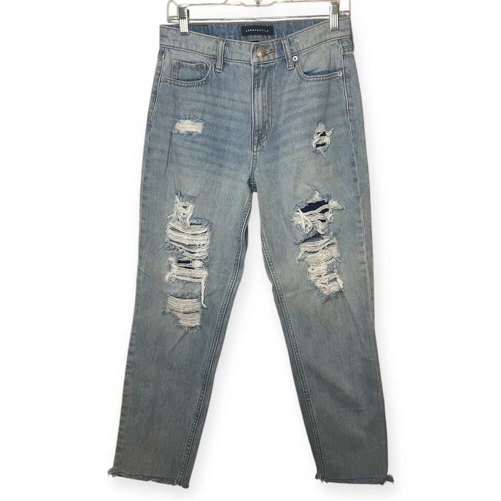 Aeropostale Mom Jeans Distressed Light Wash High Rise Straight Leg Size 6